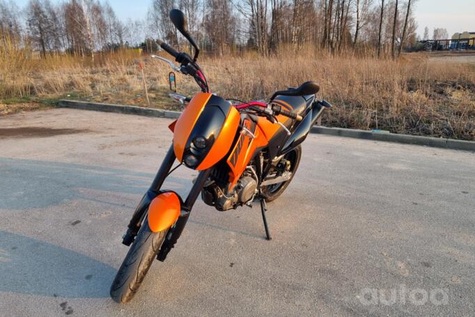 KTM Duke