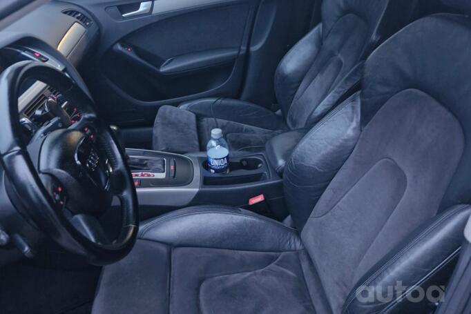 Audi A4 B8/8K Sedan 4-doors