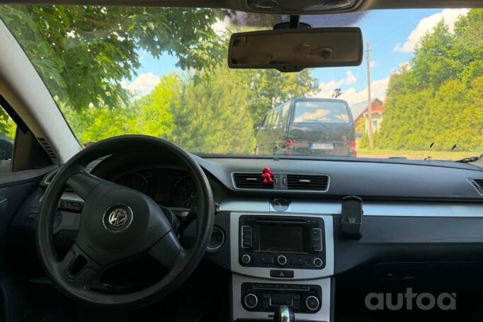 Volkswagen Passat B7 Variant wagon 5-doors