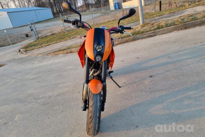 KTM Duke