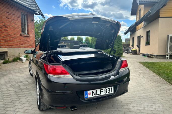 Opel Astra H Hatchback
