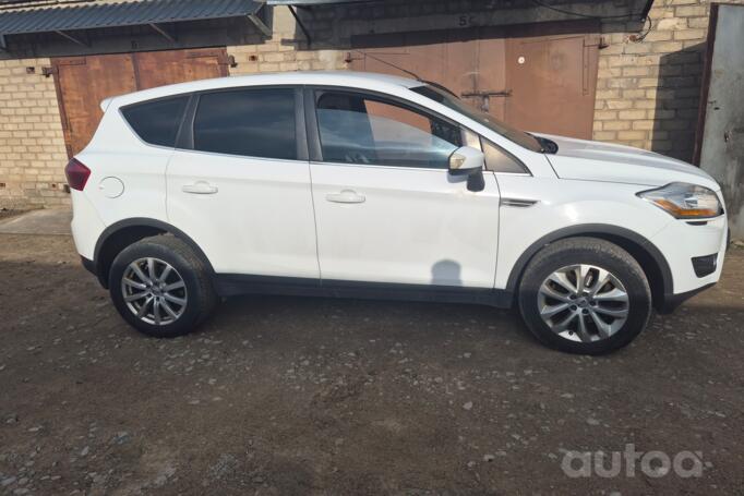 Ford Kuga 1 generation Crossover