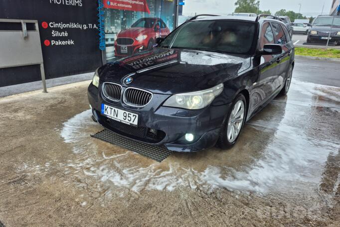 BMW 5 Series E60/E61 Touring wagon