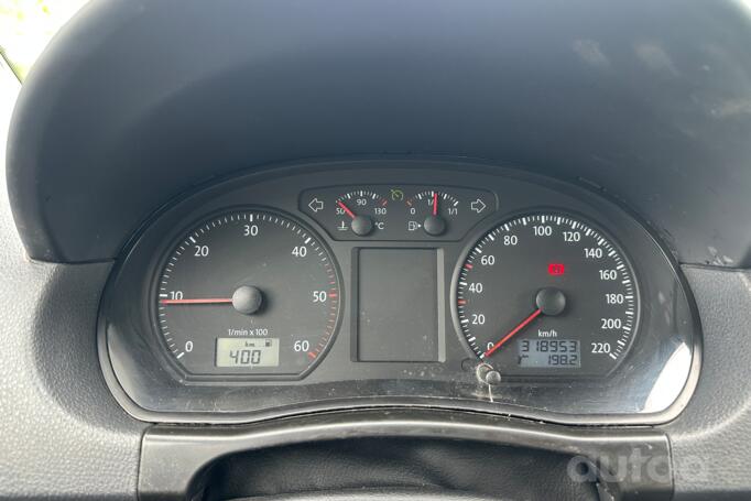 Volkswagen Polo 4 generation [restyling] Hatchback 3-doors