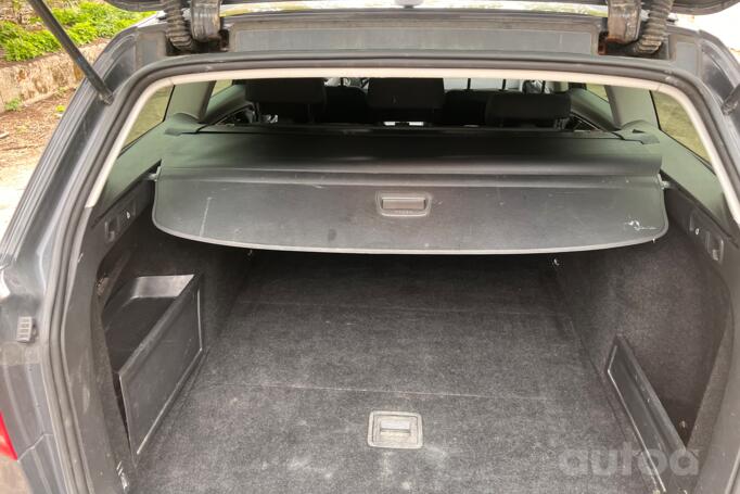 Volkswagen Passat B7 Variant wagon 5-doors