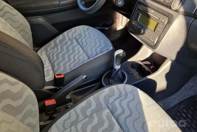 Skoda Fabia 5J Hatchback