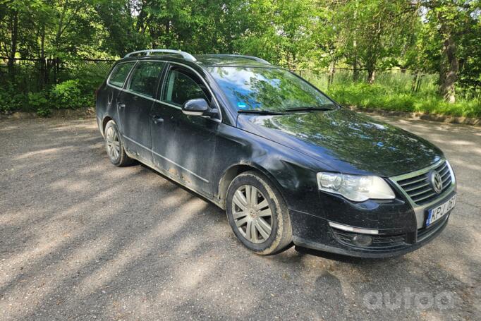 Volkswagen Passat B6 wagon 5-doors