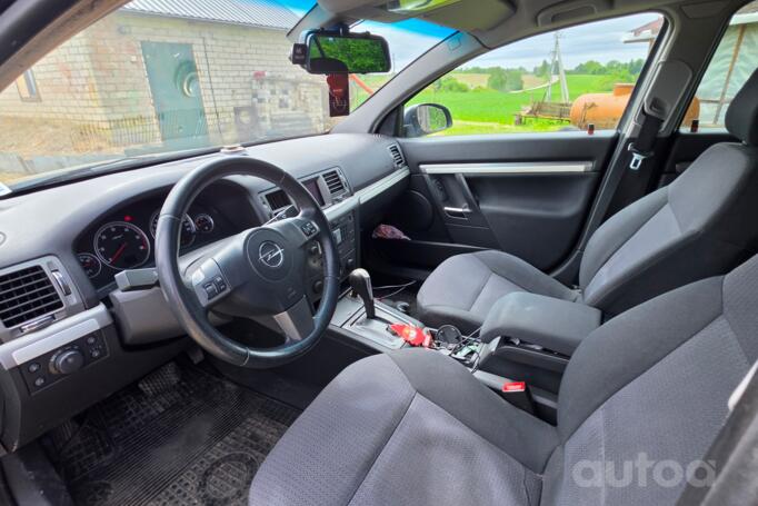 Opel Vectra C [restyling] wagon 5-doors