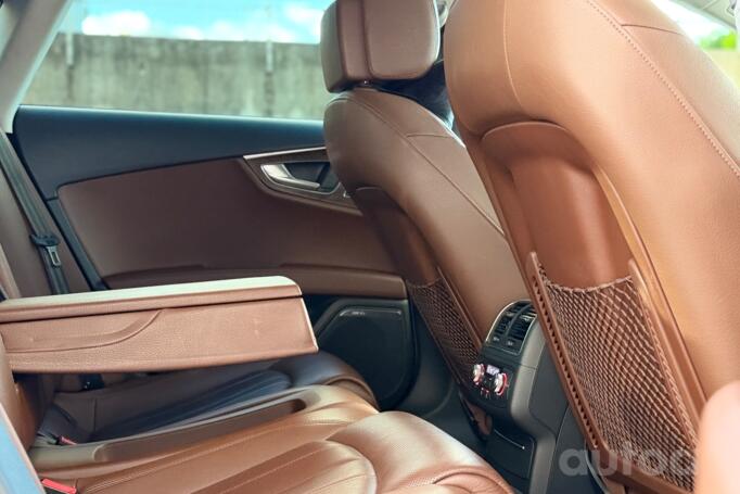 Audi A7 4G Sportback liftback