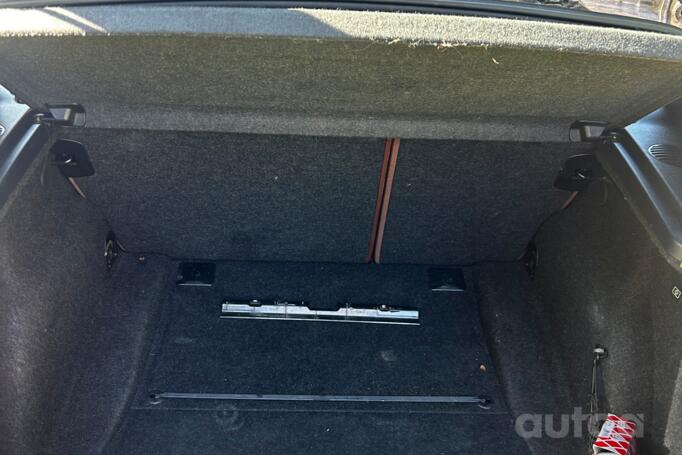 BMW 1 Series E81/E82/E87/E88 [restyling] Hatchback 3-doors
