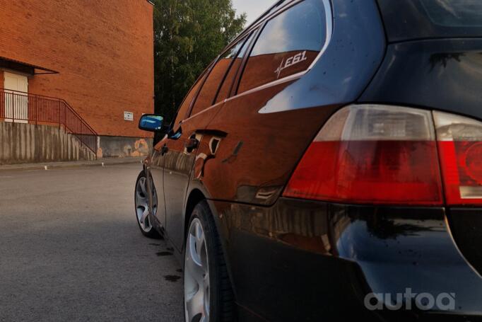 BMW 5 Series E60/E61 Touring wagon