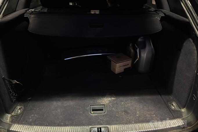 Audi A4 B5 [restyling] Avant wagon 5-doors