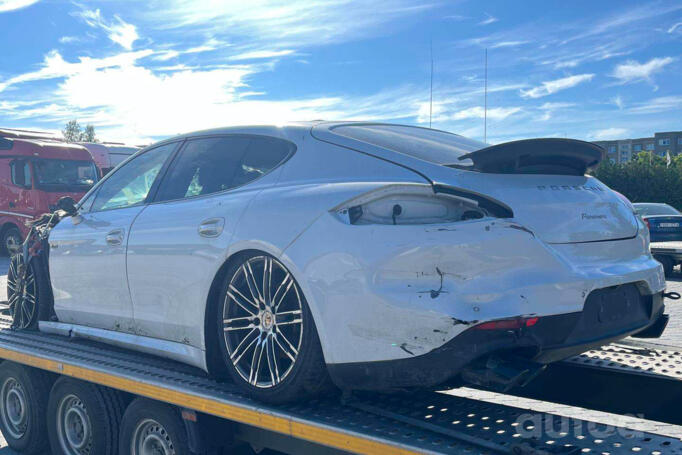 Porsche Panamera 970 [restyling] Liftback