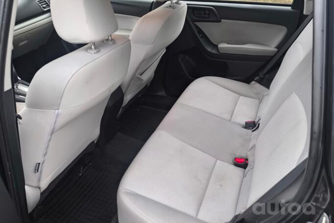 Subaru Forester 4 generation Crossover