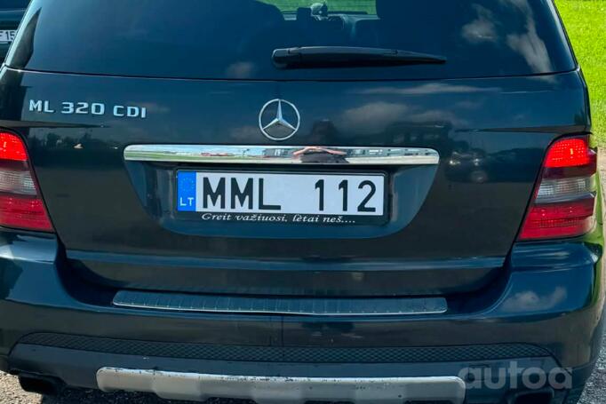 Mercedes-Benz M-Class W164 Crossover 5-doors