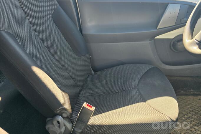 Toyota Aygo 1 generation [restyling] Hatchback 3-doors