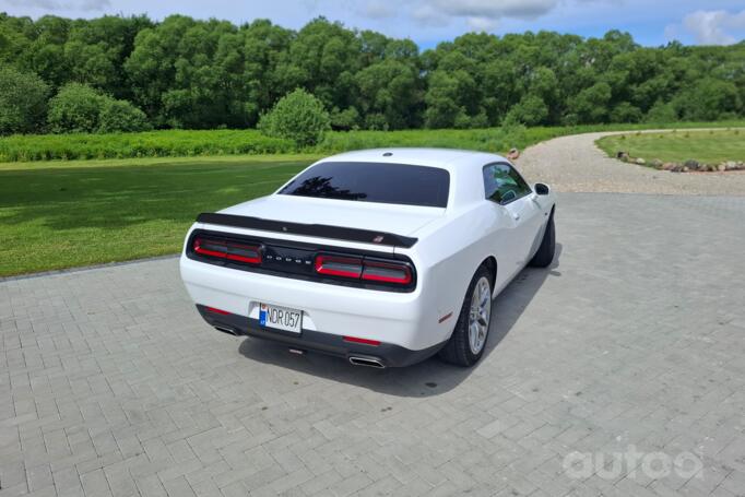 Dodge Challenger 3 generation [2th restyling] Coupe