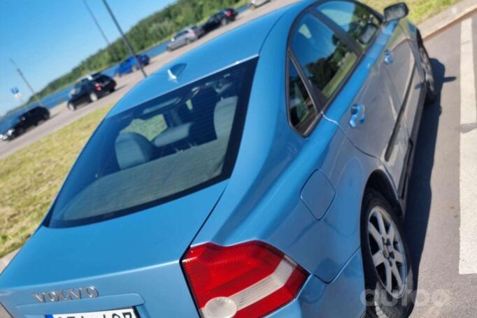 Volvo S40 2 generation Sedan