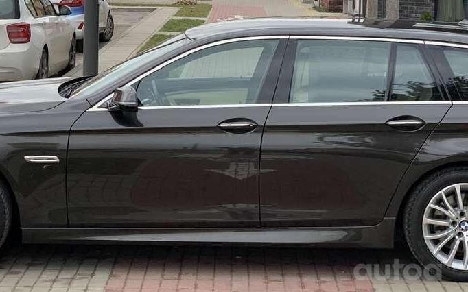 BMW 5 Series F07/F10/F11 [restyling] Touring wagon