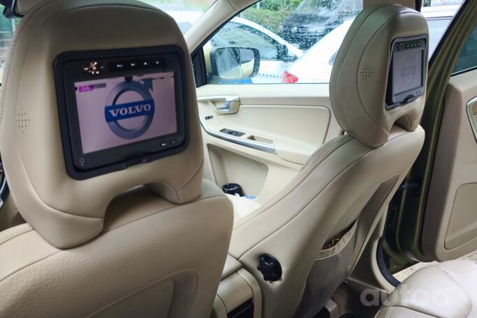 Volvo XC60 1 generation Crossover