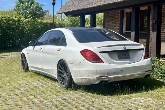 Mercedes-Benz S-Class W222/C217/A217 Sedan 4-doors