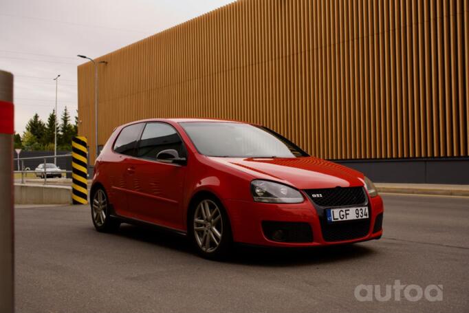 Volkswagen Golf GTI 5 generation