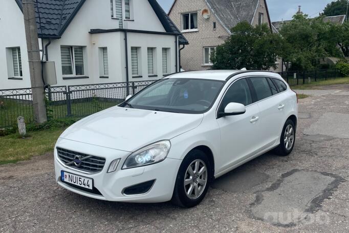 Volvo V60 1 generation wagon