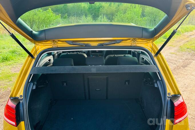 Volkswagen Golf 7 generation [restyling] Hatchback 5-doors