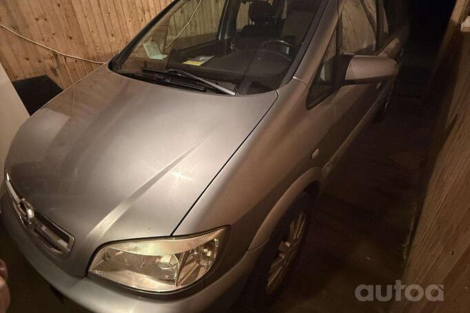 Opel Zafira A [restyling] Minivan 5-doors