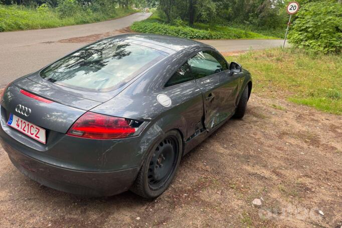 Audi TT 8J Coupe 2-doors