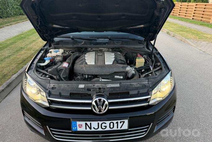 Volkswagen Touareg 2 generation Crossover