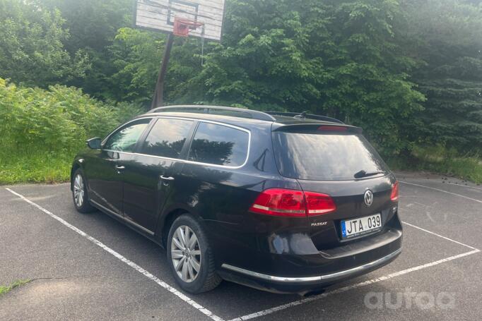 Volkswagen Passat B7 Variant Alltrack wagon 5-doors