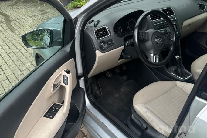 Volkswagen Polo 5 generation Hatchback 5-doors