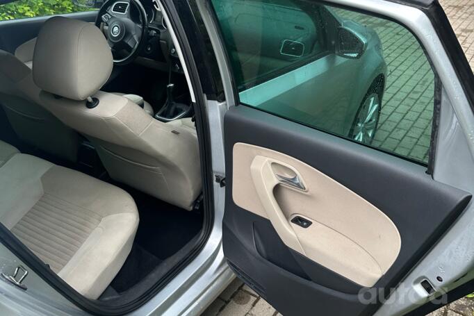 Volkswagen Polo 5 generation Hatchback 5-doors