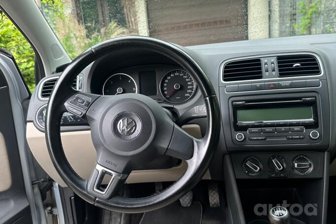 Volkswagen Polo 5 generation Hatchback 5-doors