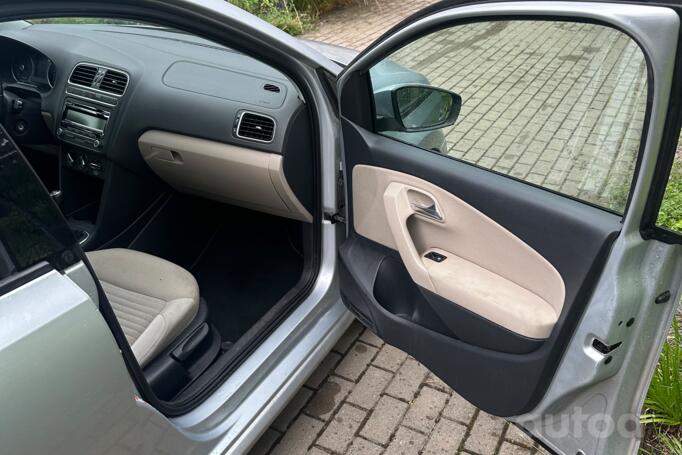 Volkswagen Polo 5 generation Hatchback 5-doors