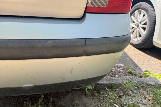 Volkswagen Passat B5 Sedan 4-doors