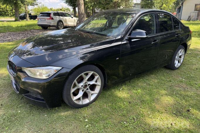 BMW 320 2013