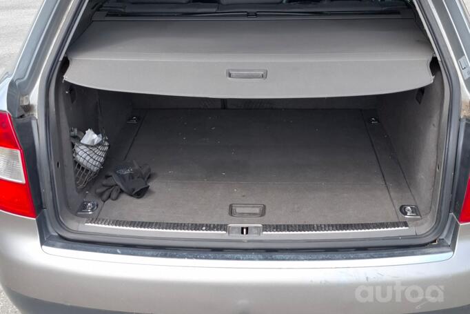 Audi A4 B6 Avant wagon 5-doors
