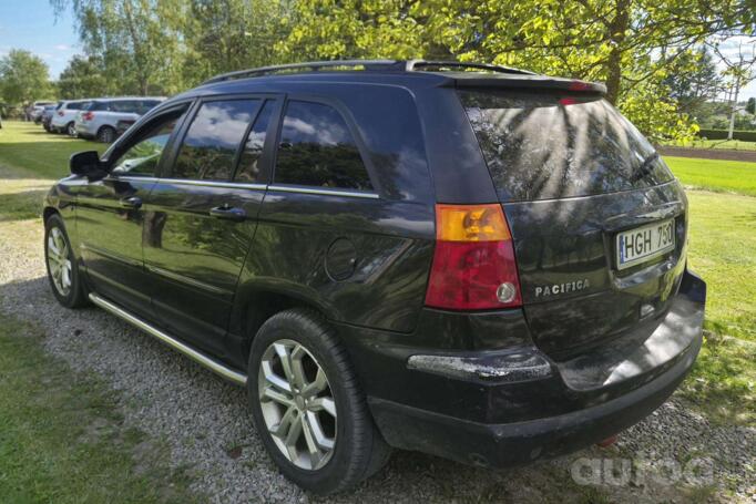 Chrysler Pacifica 1 generation Crossover
