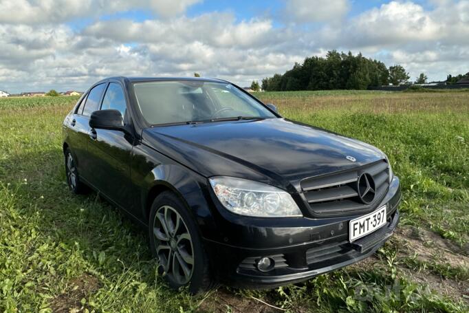 Mercedes-Benz C-Class W204/S204 Sedan
