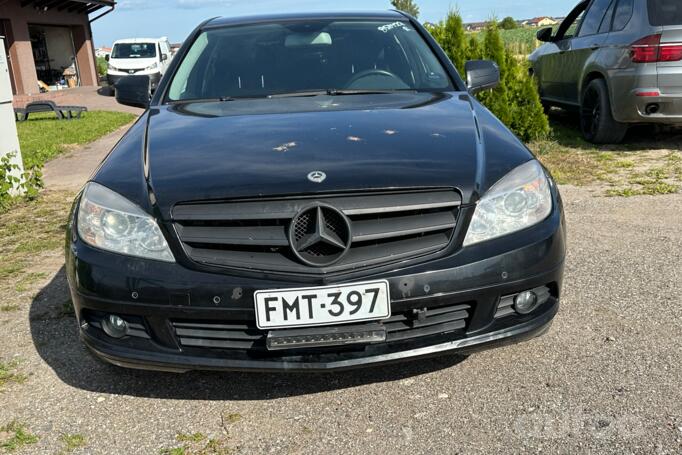 Mercedes-Benz C-Class W204/S204 Sedan