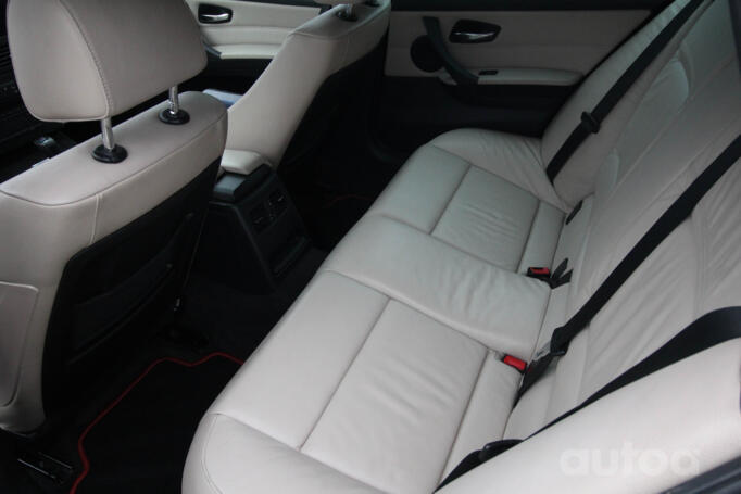 BMW 3 Series E90/E91/E92/E93 [restyling] Sedan