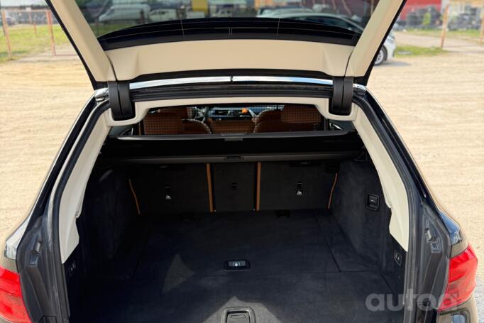 BMW 5 Series G30 Touring wagon