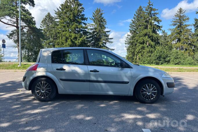 Renault Megane 2 generation Hatchback 5-doors