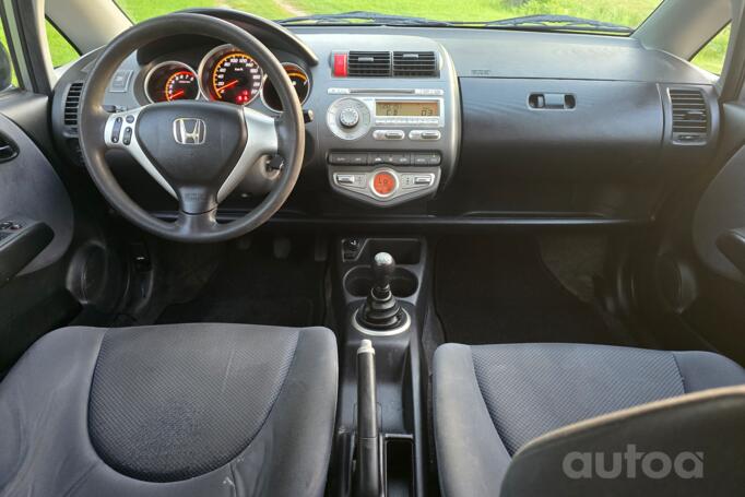 Honda Jazz 1 generation [restyling] Hatchback