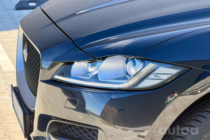 Jaguar F-Pace 1 generation Crossover