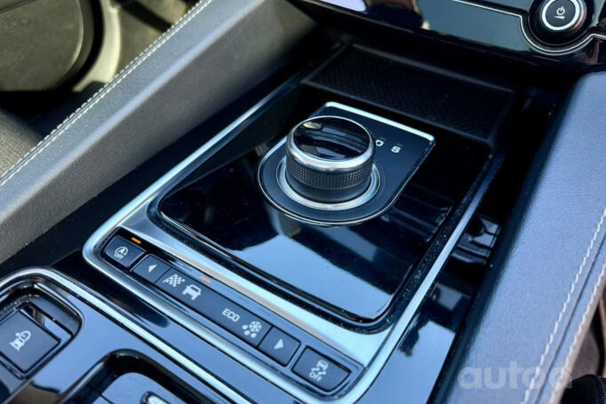 Jaguar F-Pace 1 generation Crossover