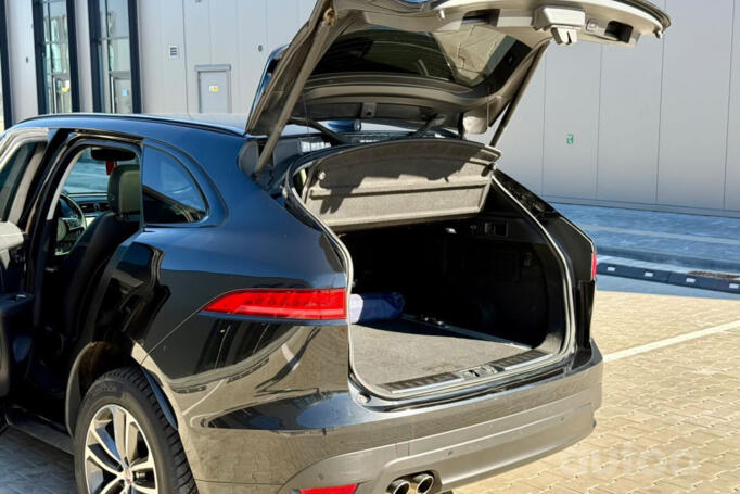 Jaguar F-Pace 1 generation Crossover