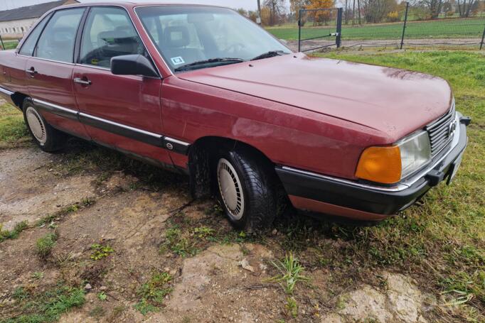 Audi 100 S3 Sedan